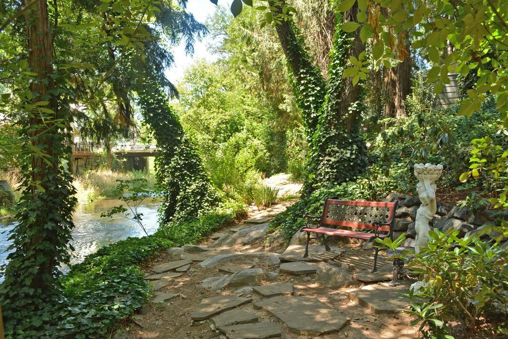 נבדה סיטי Deer Creek Inn מראה חיצוני תמונה
