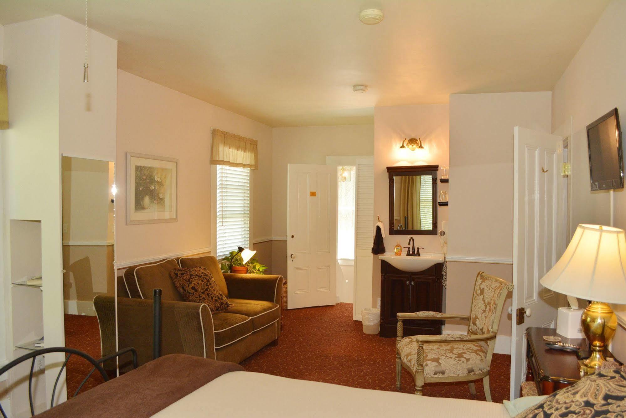 נבדה סיטי Deer Creek Inn מראה חיצוני תמונה