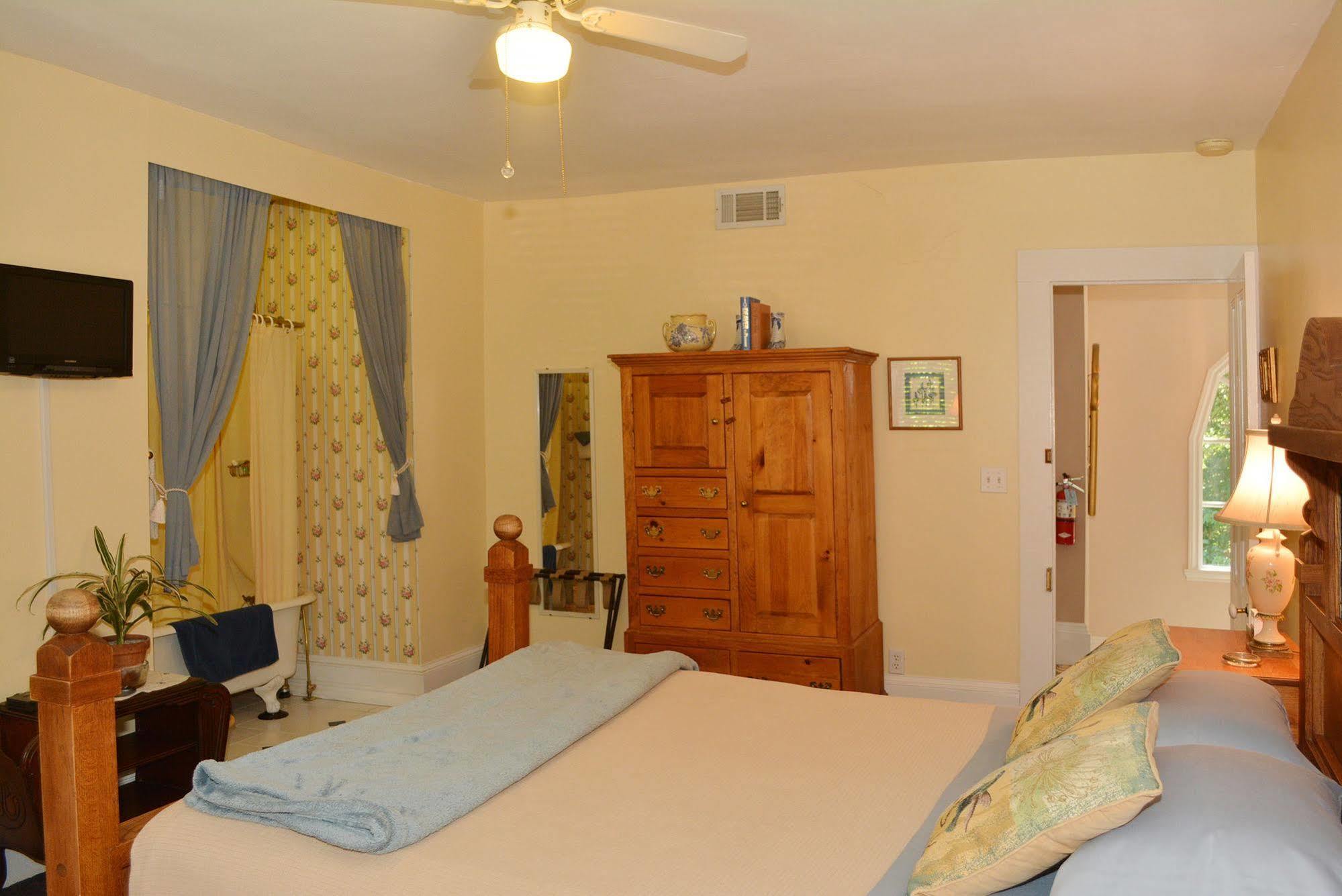 נבדה סיטי Deer Creek Inn מראה חיצוני תמונה