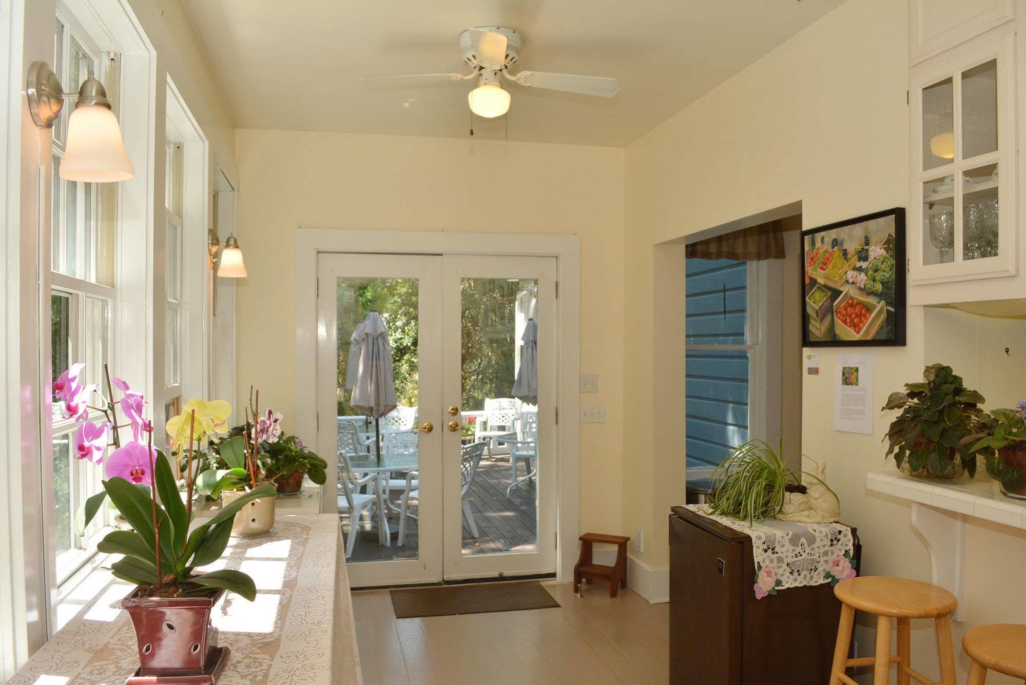נבדה סיטי Deer Creek Inn מראה חיצוני תמונה