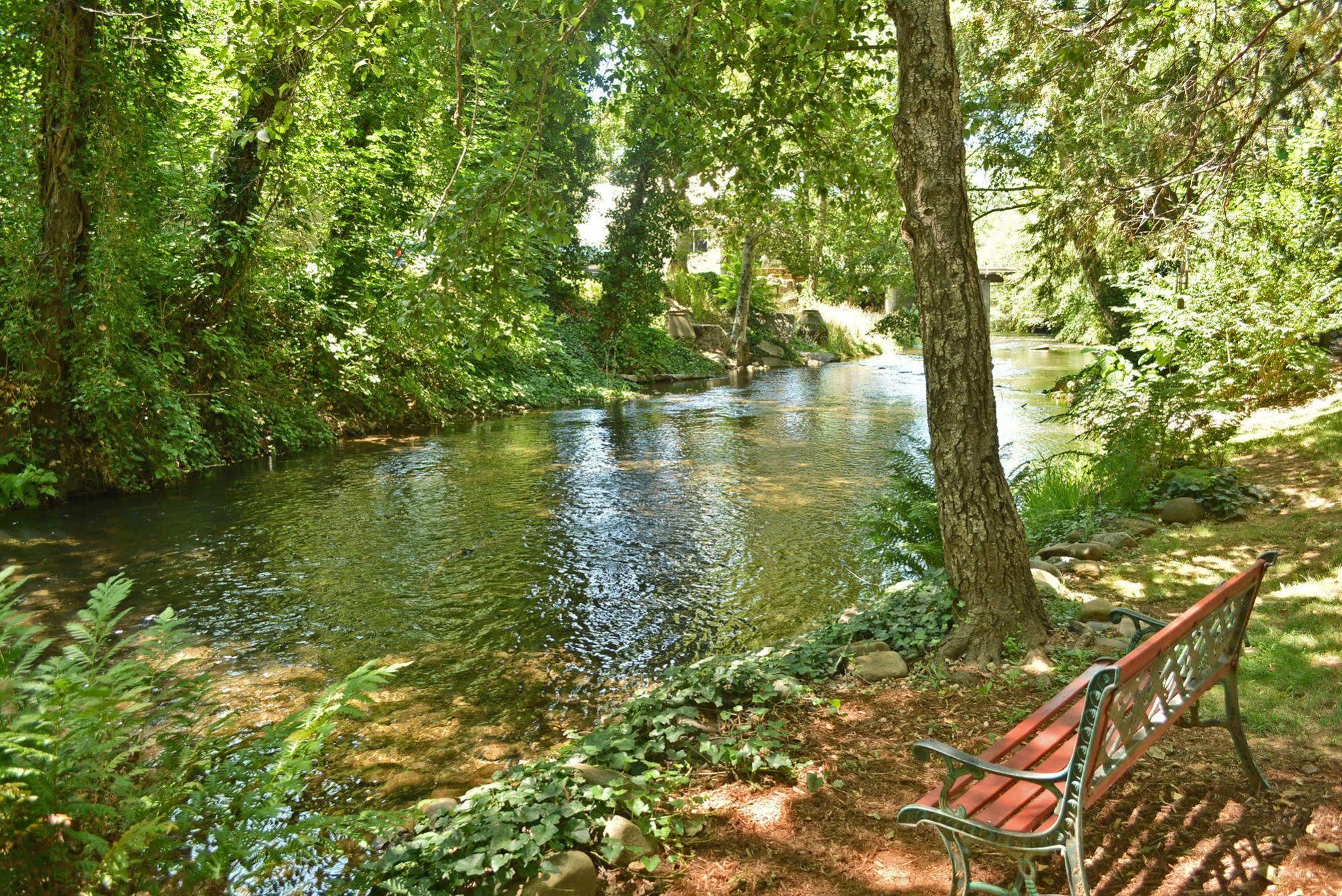 נבדה סיטי Deer Creek Inn מראה חיצוני תמונה