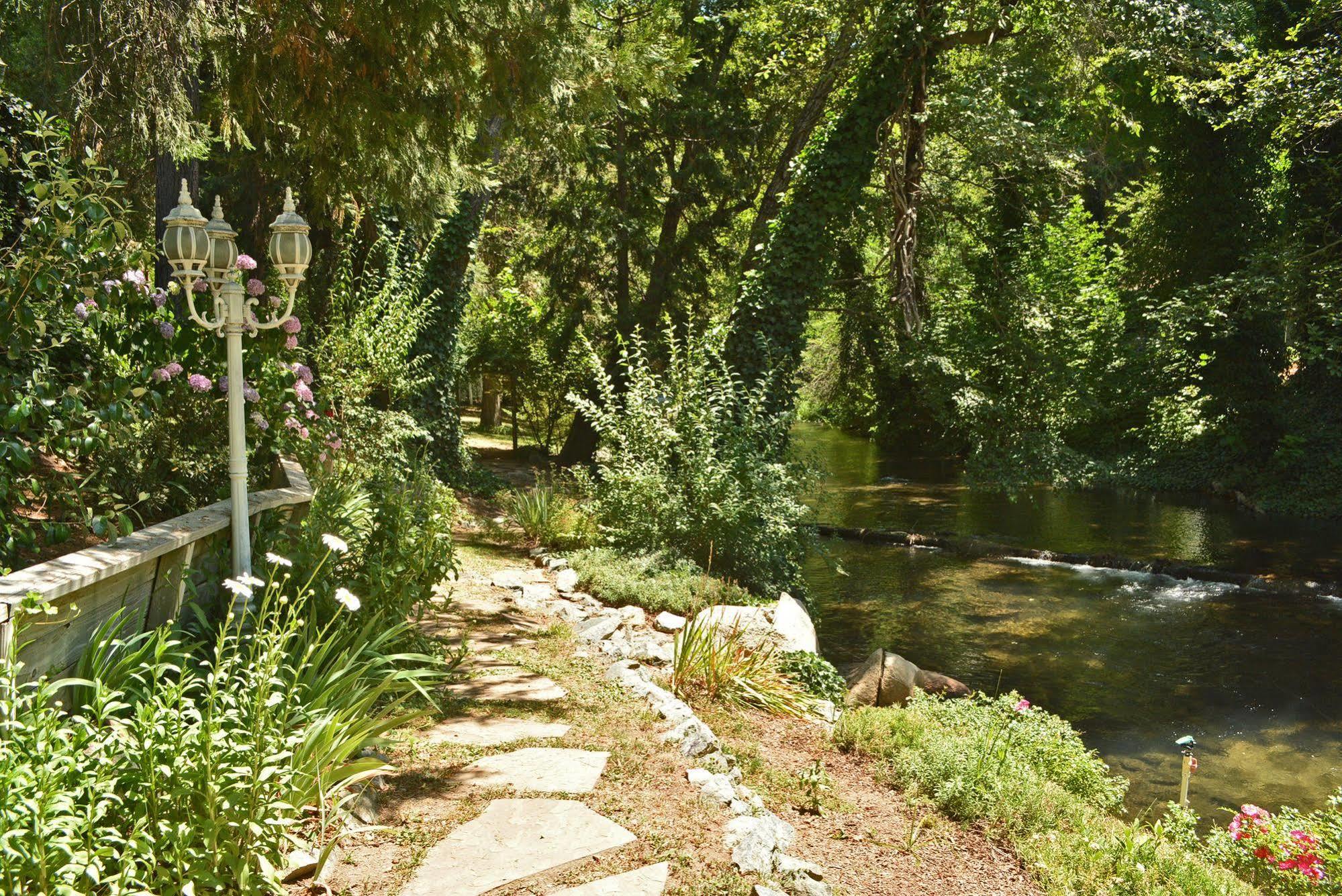 נבדה סיטי Deer Creek Inn מראה חיצוני תמונה